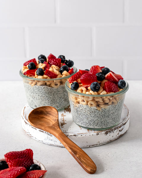 Cereal Chia Pudding with Berries
