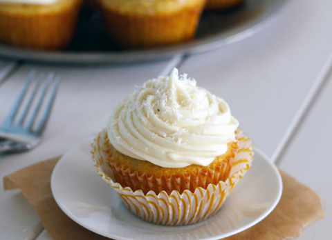 Coconut Cupcakes with White Chocolate Cream Cheese Frosting