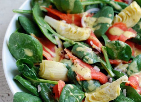 Easy and Quick Salad with Artichoke Hearts