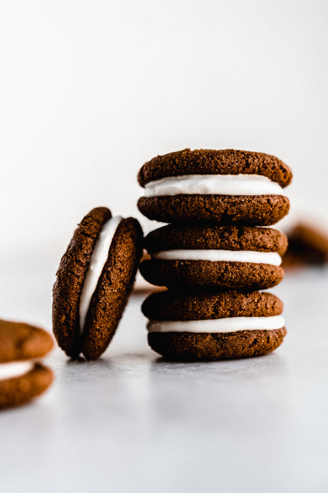 Vegan Gingerbread Cookie Sandwiches