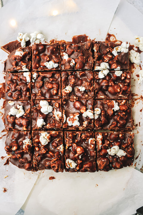 Vegan Peppermint Popcorn Fudge