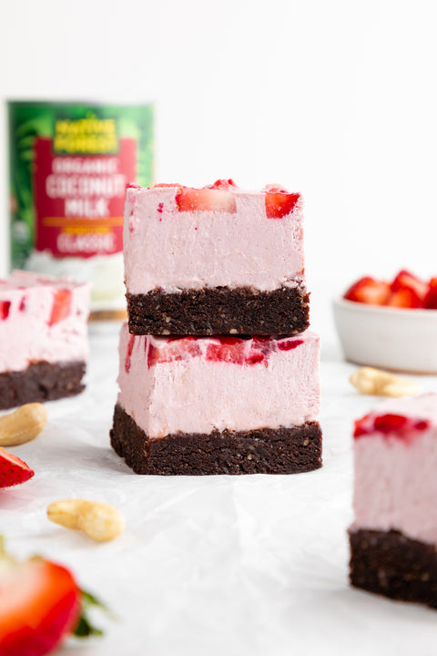 Vegan Strawberry Cheesecake Brownies