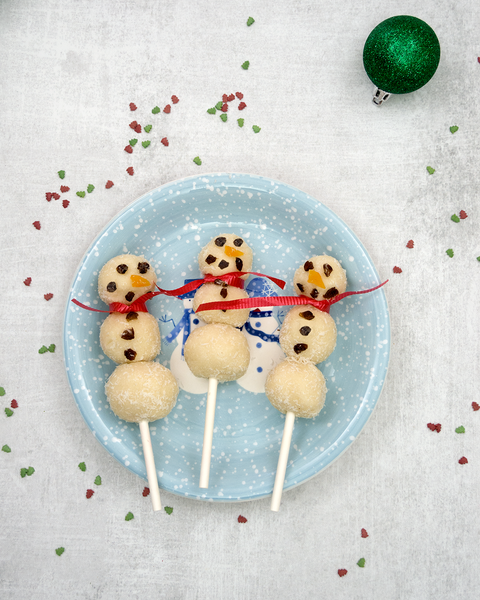 Vegan Coconut Snowmen