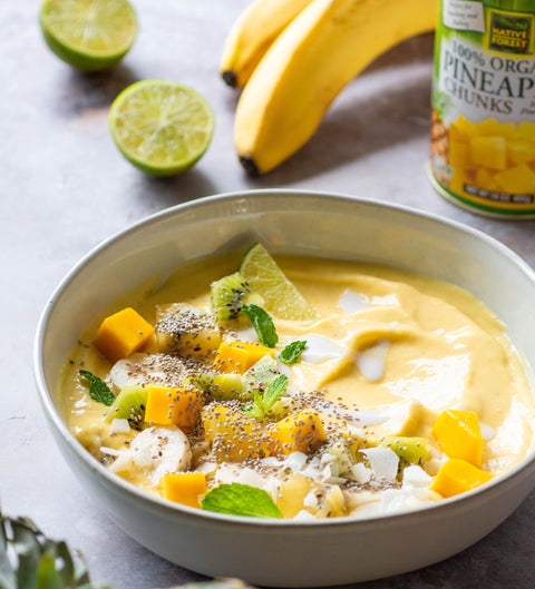 Tropical Pineapple Smoothie Bowls