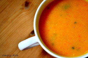 Coconut, Carrot, Onion Curry Soup