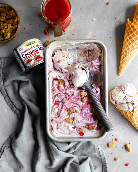 Vegan Strawberry Rhubarb Crumble Ice Cream