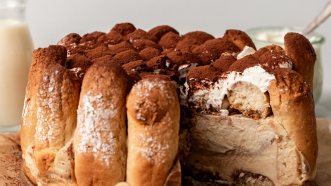 Vegan Tiramisu Cheesecake